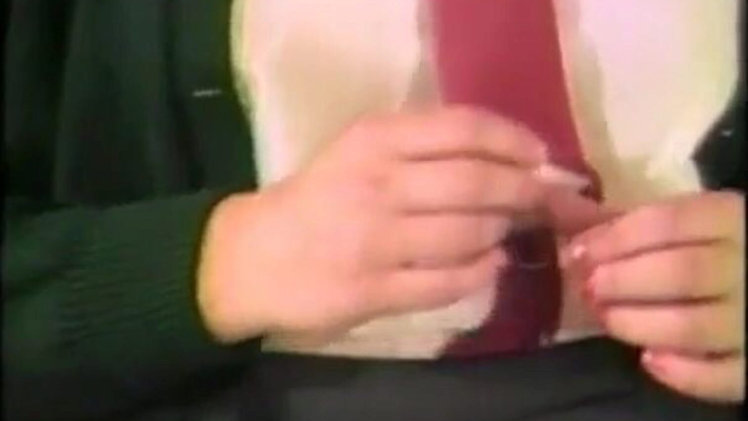 vintage clip insegnante studentessa che batte lattea perizoma di raso studente schiaffeggiato in mutandine di raso latteo