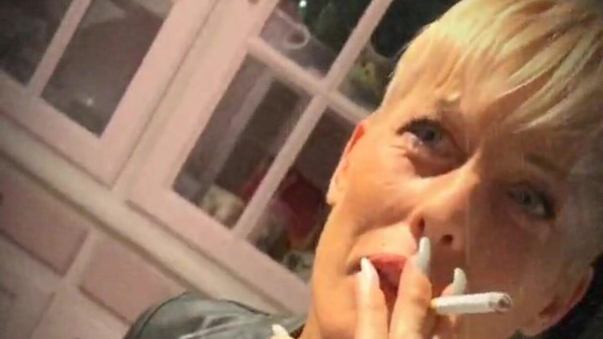 καπνιστή κυρία βίκυ hundt, δωρεάν xxx κυρία πορνό 7b: xhamster ρολόι καπνιστή κυρία vicky hundt κλιπ στο xhamster, η πιο καυτή ιστοσελίδα hd fucky-fucky tube με τόνους δωρεάν γερμανικής ταινίας xxx lady & new lady pornografi