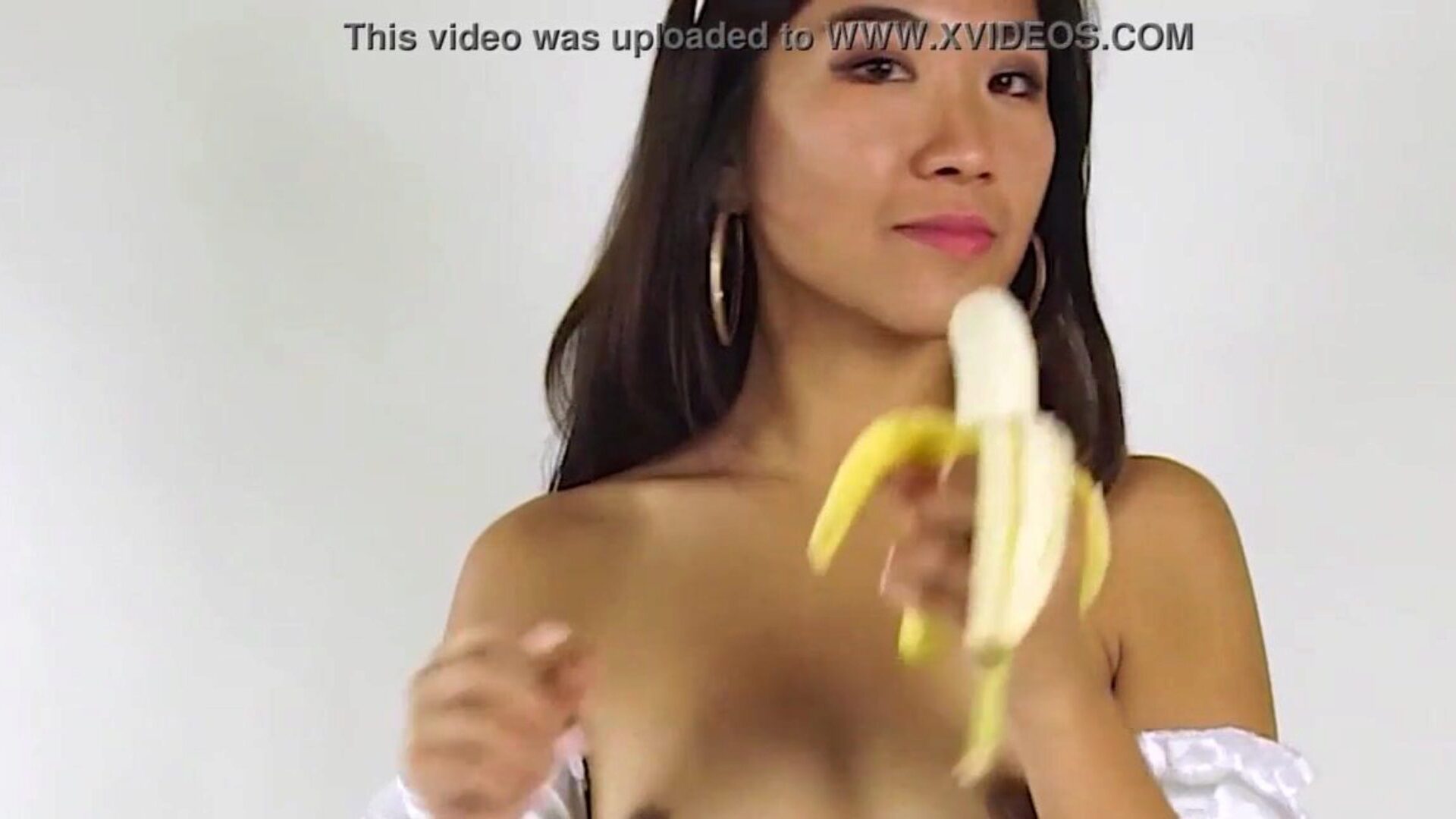 fata de buzunar chelnerita asiatica - joc porno la www.pocket-girl.com