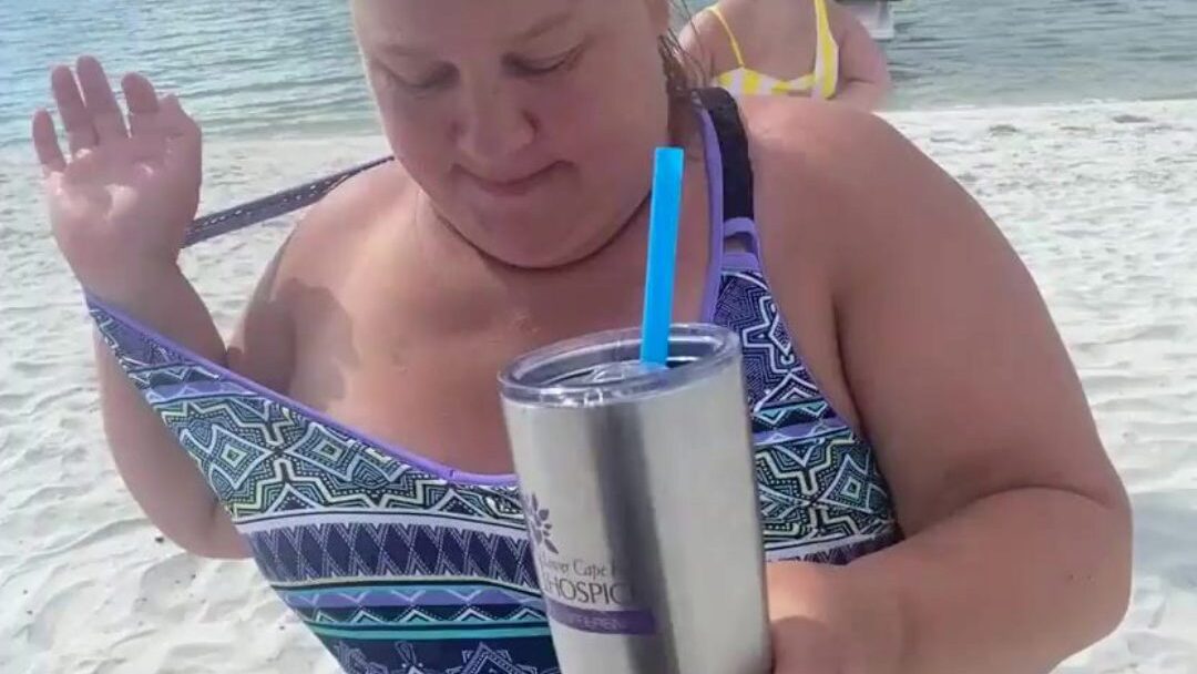 Slutty Bbw duca wife showcases her big marangos on a public beach