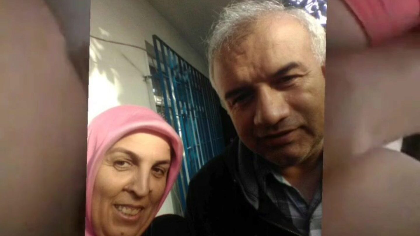 turbanli namuslu annem babam evde yokken turco sposato nonna hotwife strappare spettacolo