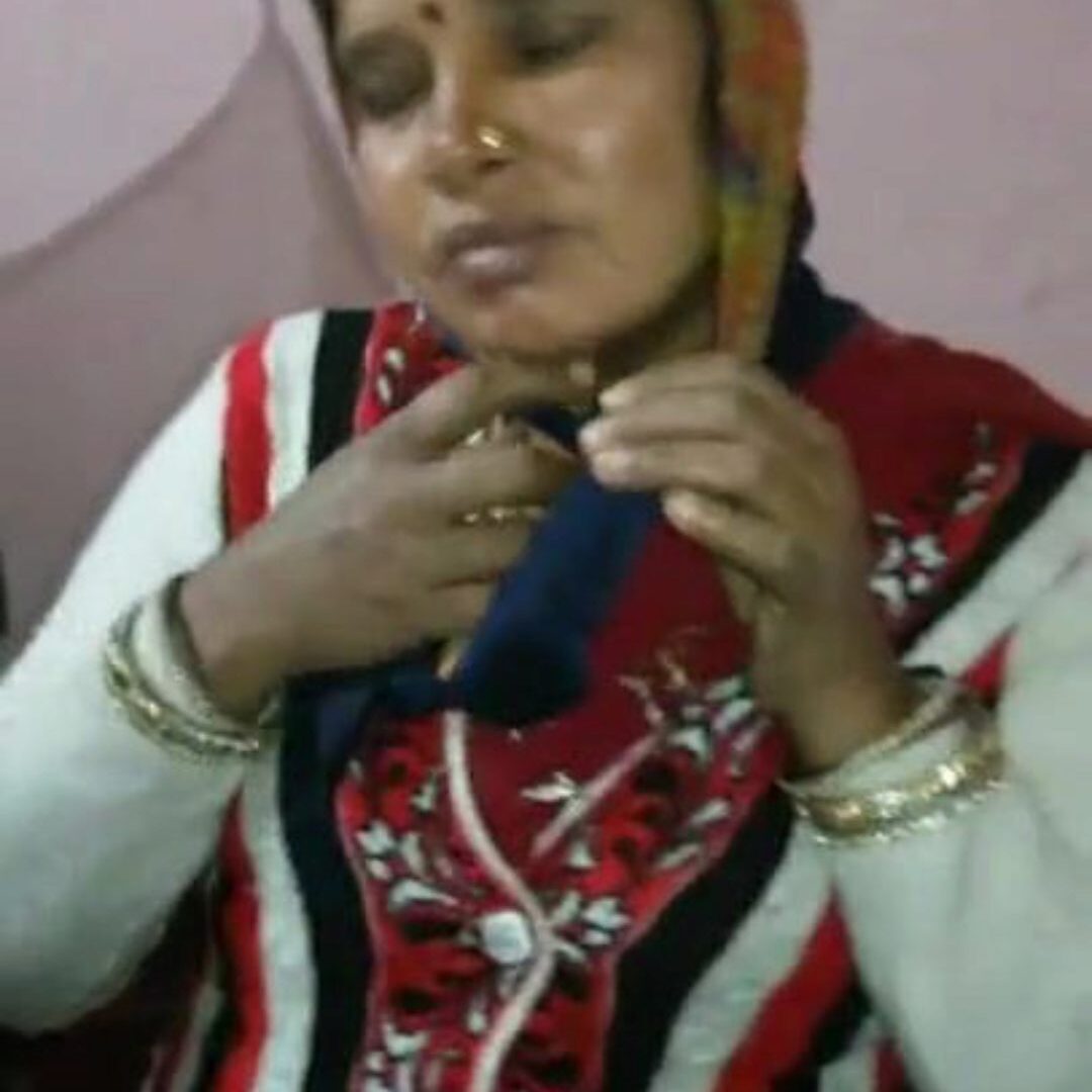 Telugu Muslim Aunty With Saree Sex Videos image image