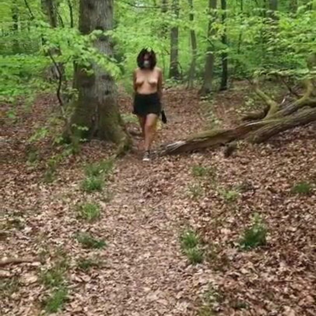 Walking In The Forest Sex Tube - Forest, Page 2 - XXX BULE