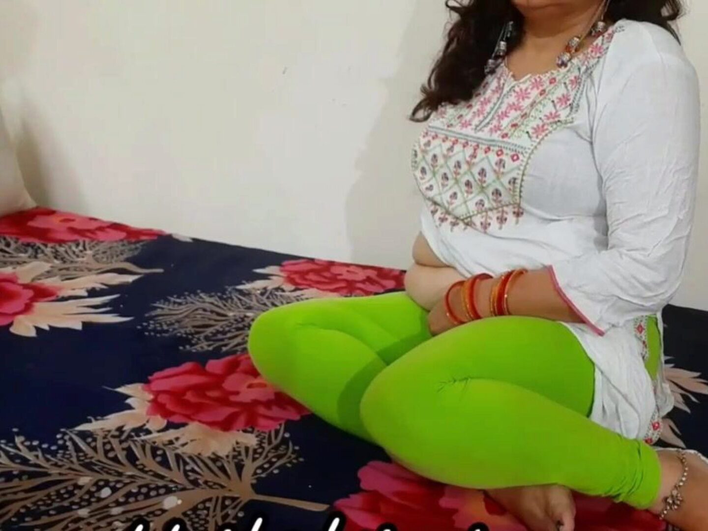 Indian Mom Gand Xxx Sex - Indian Hot Mom - XXX BULE