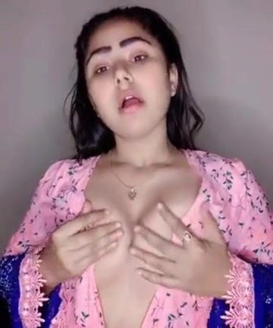 Bhojpuri Xxx Vedo - Bhojpuri Actress Mona Lisa Sexy Videos - XXX BULE