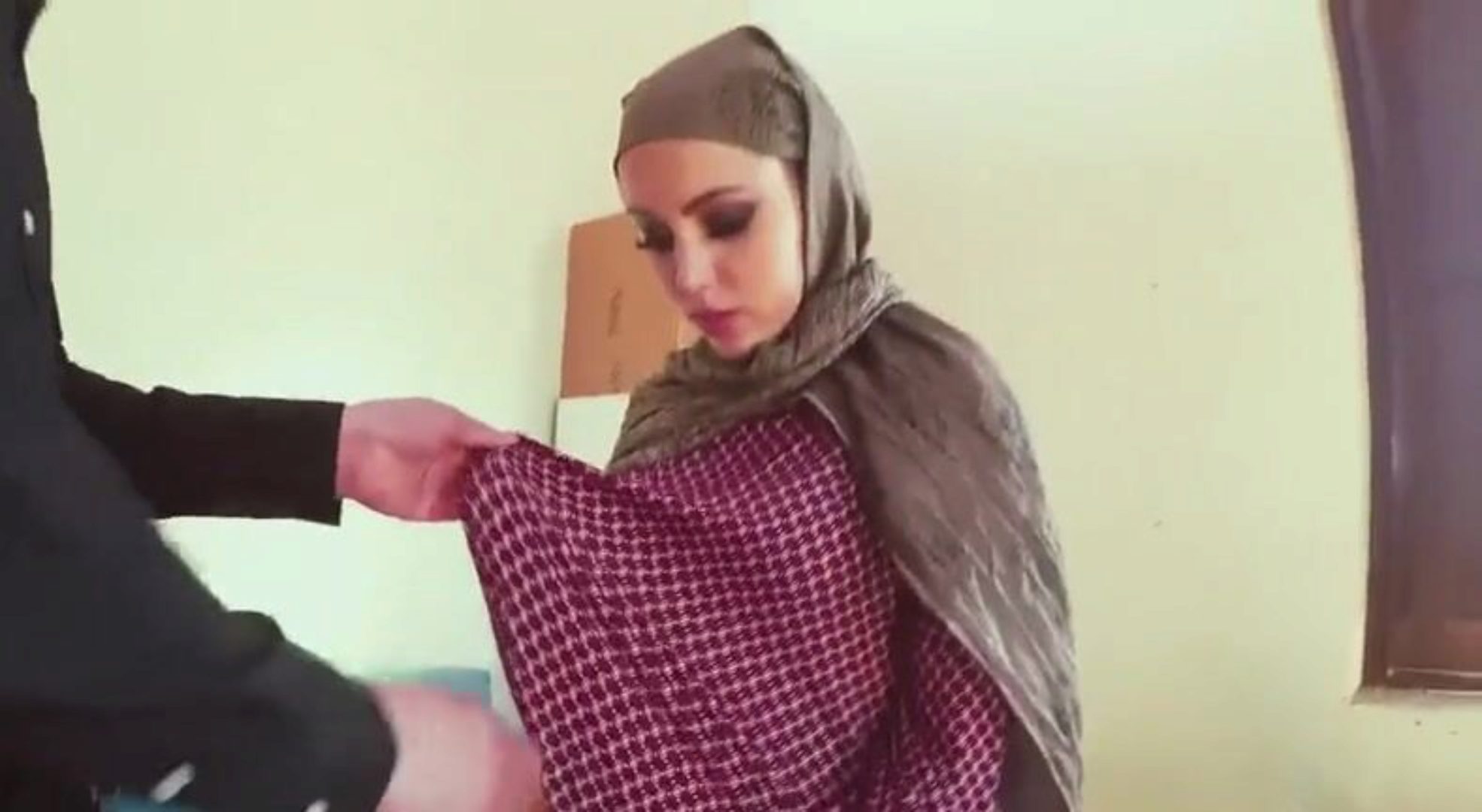 Xxx Arab Kuwaiti Girl Having Sex Free Downloadthai - XXX BULE
