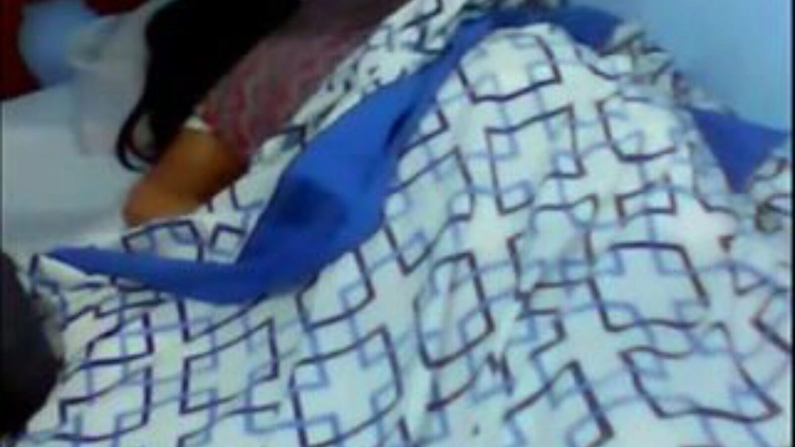 Oshadhi, menina adormecida com bunda grande sendo fodida por trás, bit.ly/wowfuck