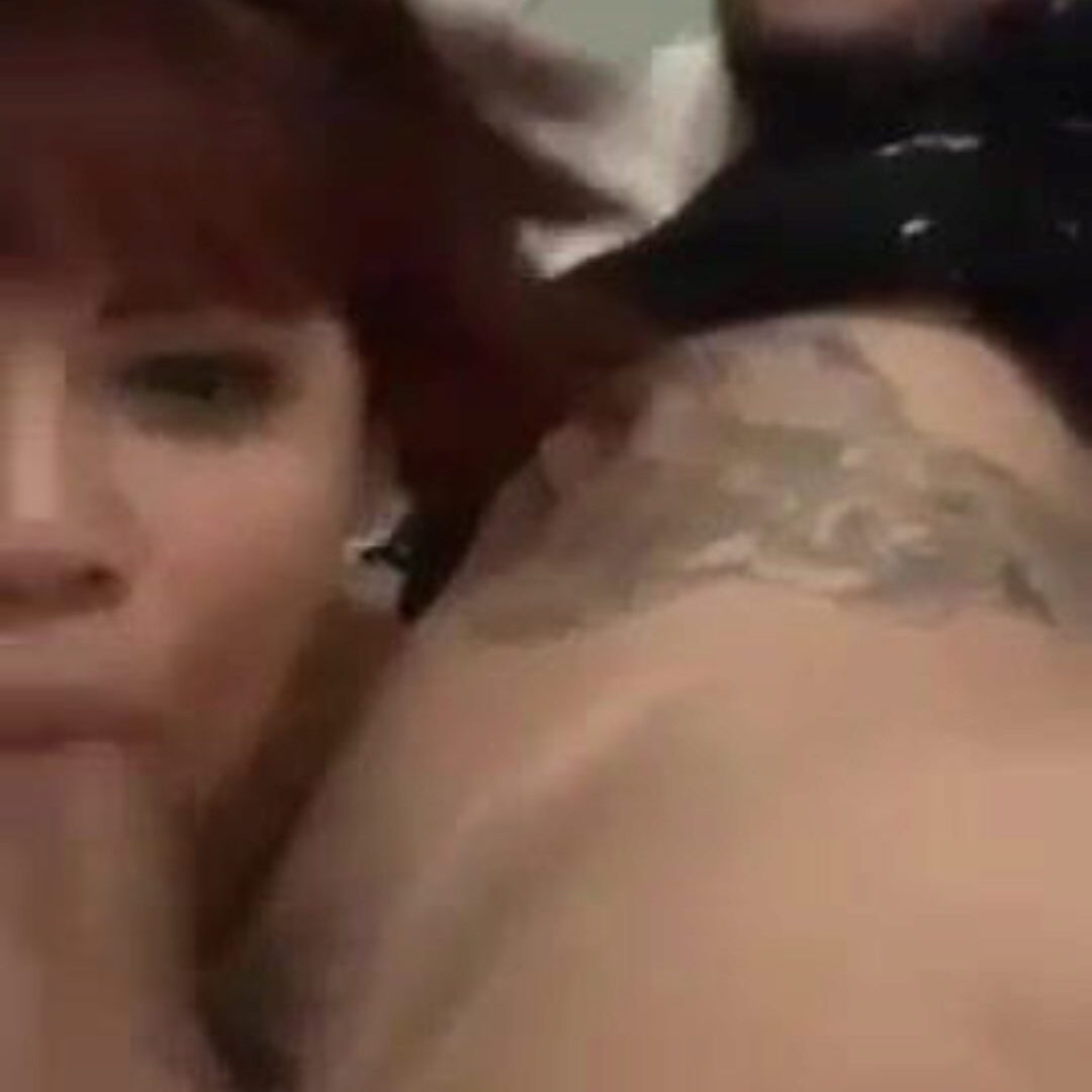 Bedstemor Hjemme Sex Video pic