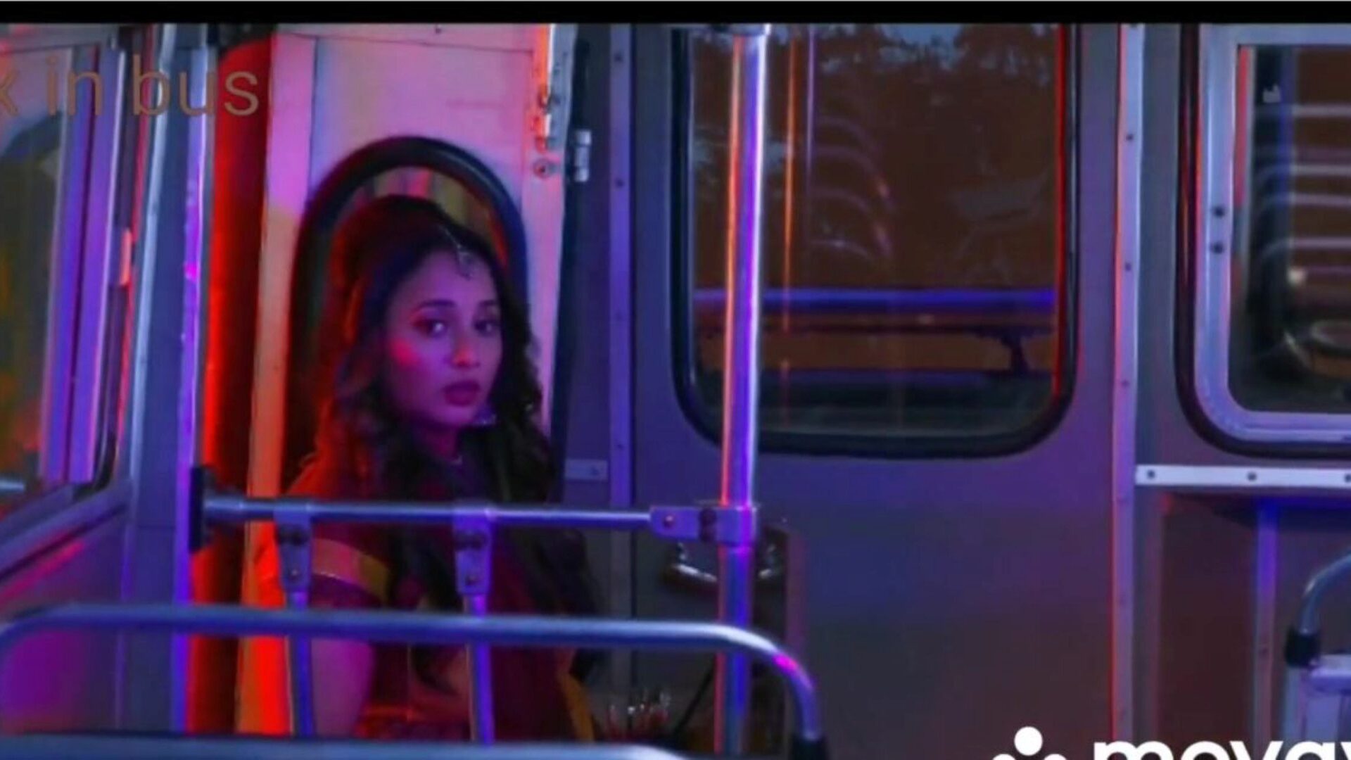 sexy bhabi verführt im bus, kostenloser indischer porno 66: xhamster sieh dir sexy bhabi an, der im bus verführt