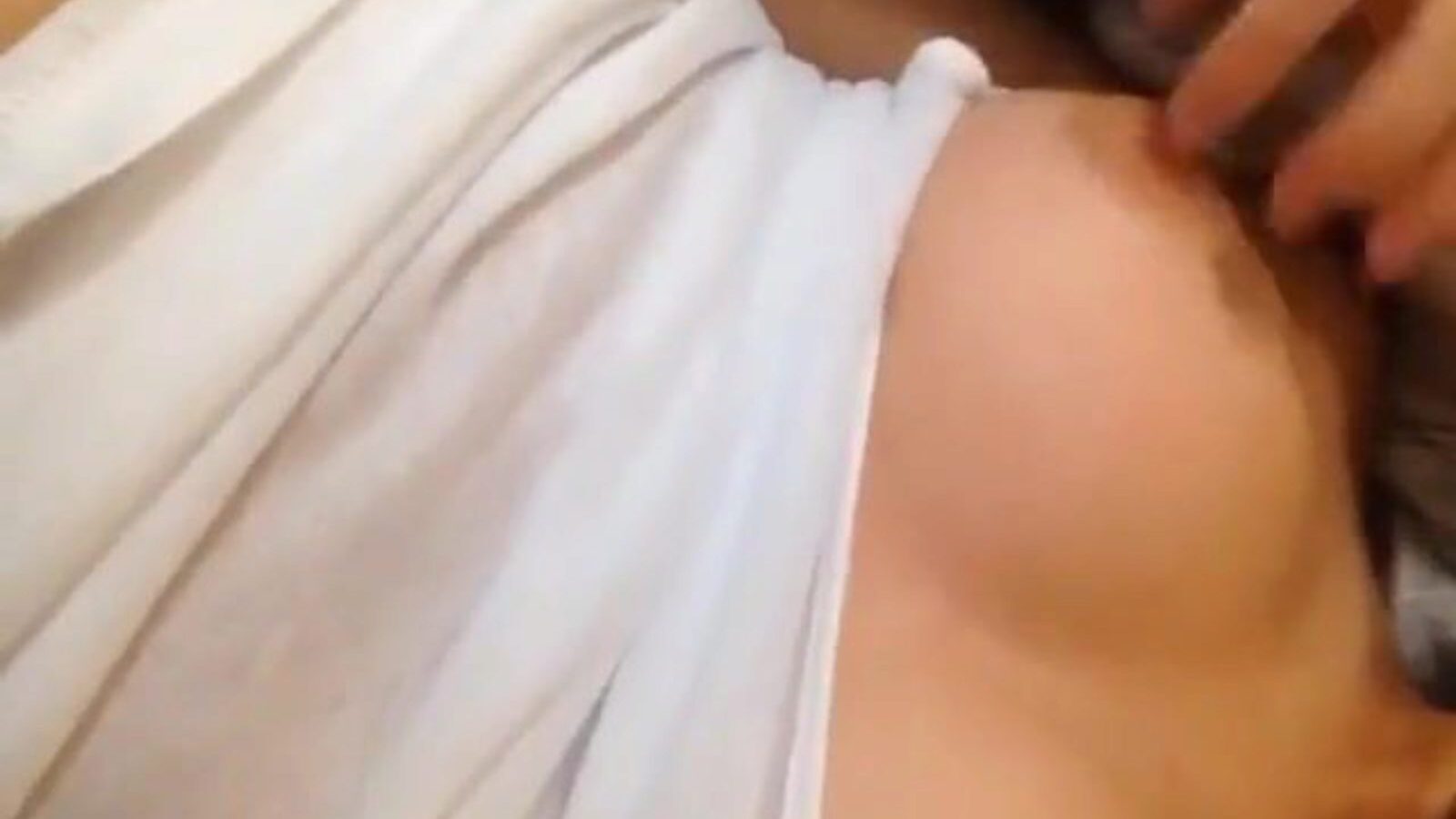 piękna azjatycka nastolatka pieprzona ciasna mokra soczysta cipka przed kamerą